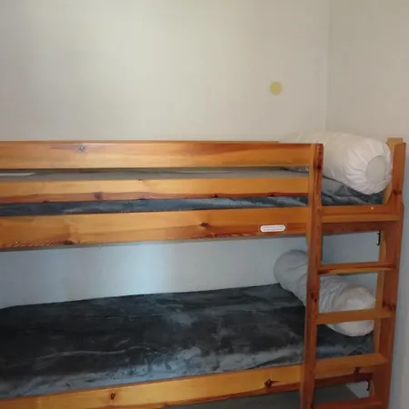 2 Pieces Avec Parking Et Animaux Admis A - Fr-1-338-136