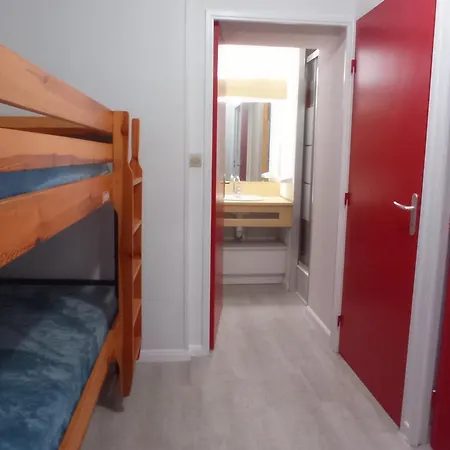 2 Pieces Avec Parking Et Animaux Admis A - Fr-1-338-136 아파트 세테