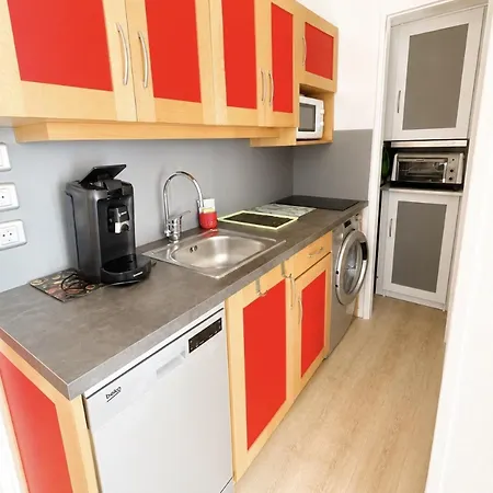 2 Pieces Avec Parking Et Animaux Admis A - Fr-1-338-136 * 세테
